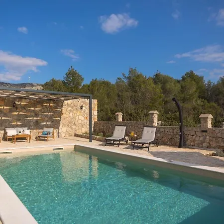 Ferienhaus Fur 7 Personen Und 1 Kind In Dubrava Kod Sibenik, Dalmatien Norddalmatien *