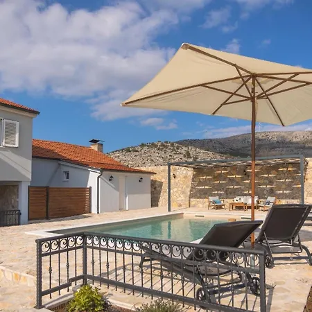 Holiday home Ferienhaus Fur 7 Personen Und 1 Kind In Dubrava Kod Sibenik, Dalmatien Norddalmatien